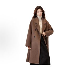 Korean-style chic wool coat featuring a large lapel, double-breasted design, and H-line silhouette; a solid-color, thickened, long wool-blend coat perfect for daily commuting and staying warm in winter.